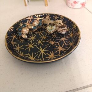 Threshold ring dish